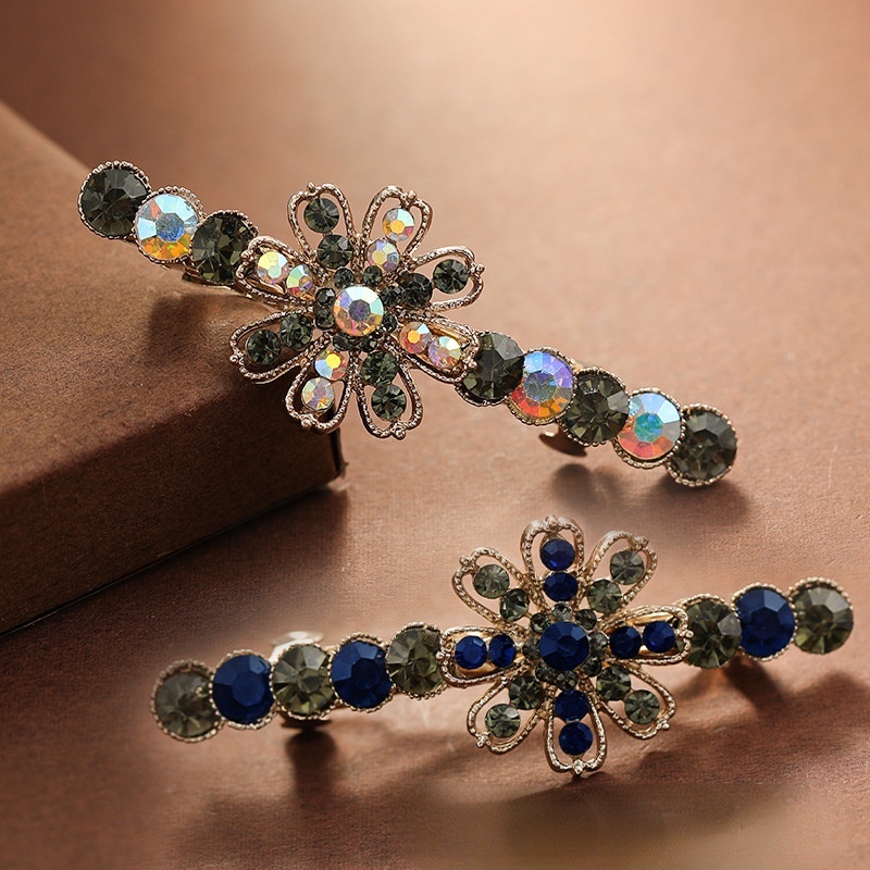 Kẹp Tóc Nửa Hình Bướm Đính Ngọc Trai