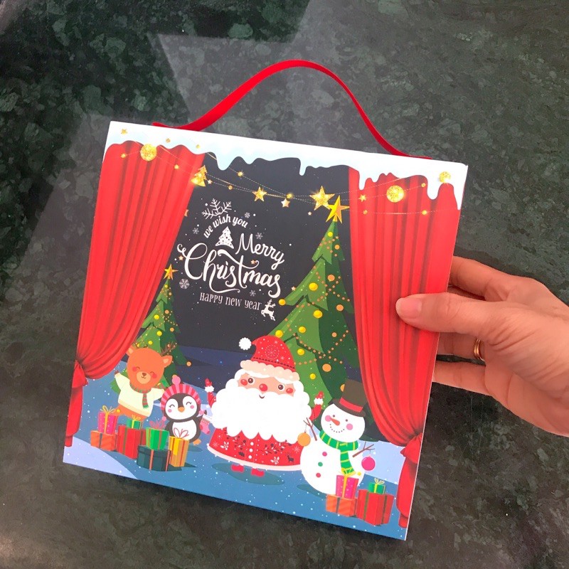 Hộp Noel dùng đựng quà tặng, bánh kẹo - tặng kèm khay chia ngăn nhũ vàng + 1 Tag Noel xinh xắn | BigBuy360 - bigbuy360.vn