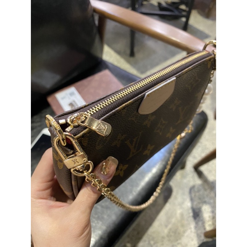 Túi Chữ LL Xích Ngọc Size 18cm Xịn sò | BigBuy360 - bigbuy360.vn