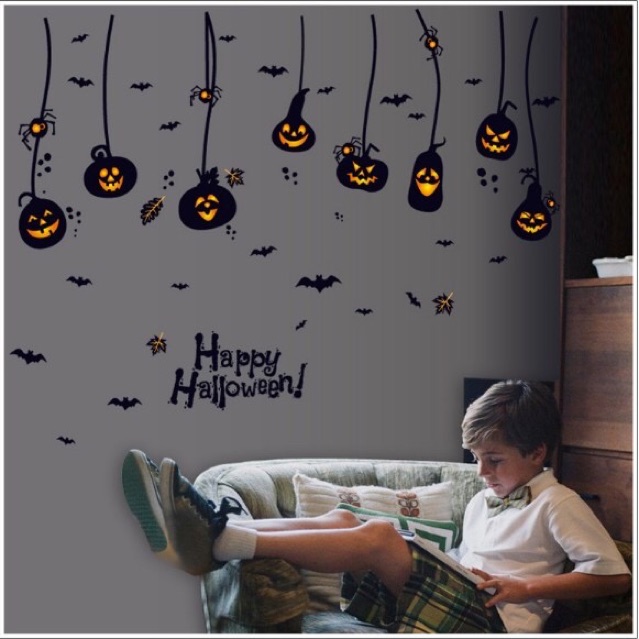 Decal dán tường Halloween - Rèm dây Mặt Quỷ đen