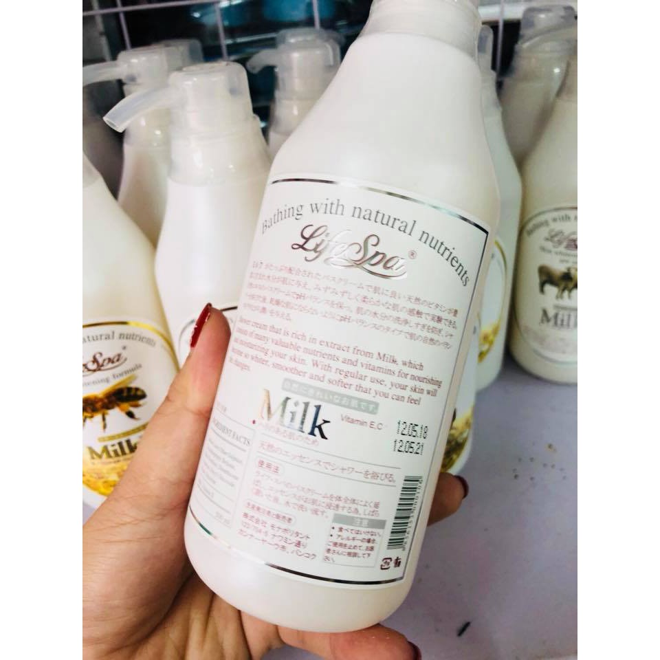 Sữa tắm Life Spa milk Thái Lan (chỉ số chống nắng SPF 35)