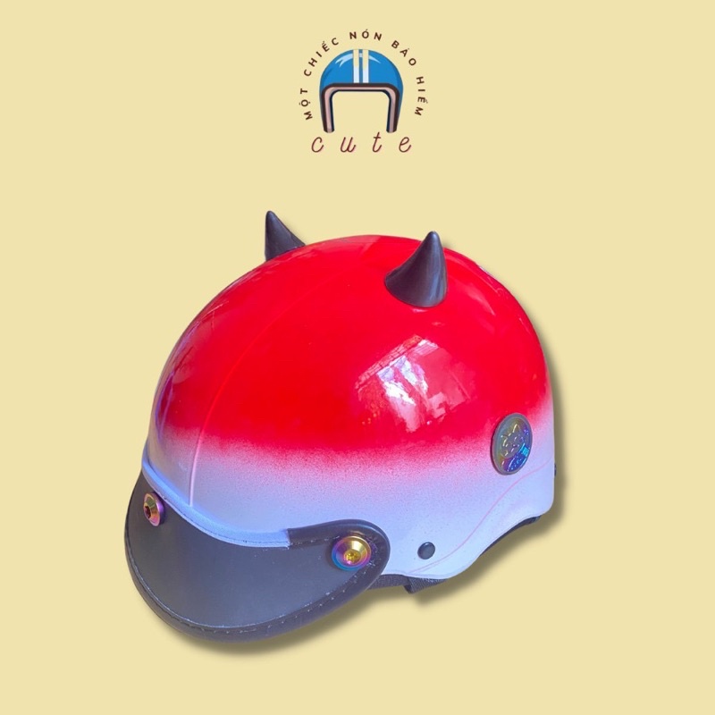 Nón Bảo Hiểm Cute Cặp Đôi Mũ Bảo Hiểm nửa đầu Ốc Titan Gr5 Sừng Gắn Mũ Cute Có Tem Mạc Đầy Đủ Cute Shop
