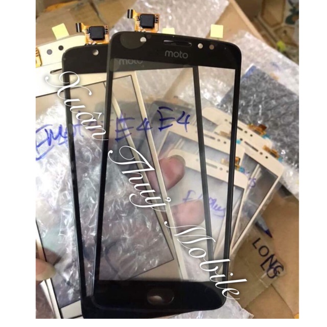 Cảm ứng Motorola Moto E4