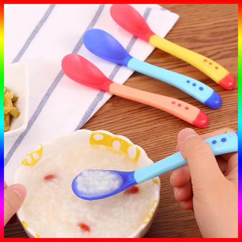 Bộ 3 Tô Muỗng Ăn Bằng Silicon Chống Trượt Chịu Nhiệt Độ Cao Cấp Dành Cho Em Bé silicone