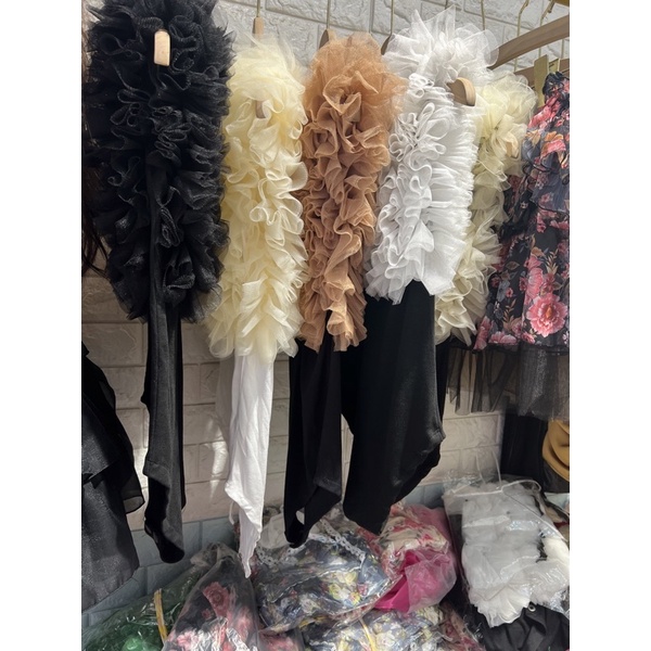 Áo bodysuit phối ren