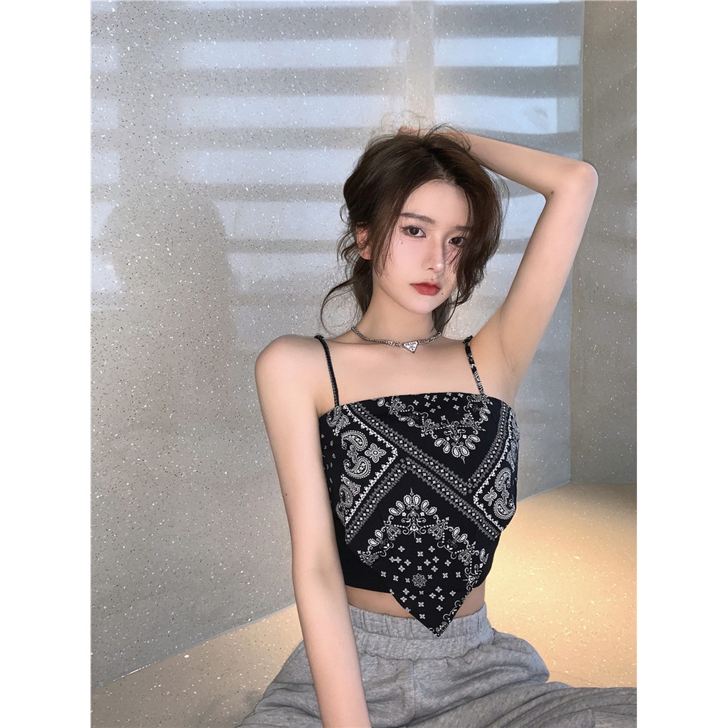 Áo yếm khăn hai dây thổ cẩm màu đen mặc đi biển đi chơi siêu xinh | BigBuy360 - bigbuy360.vn