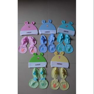 Combo 5 bộ bao tay chân nón bé sơ sinh