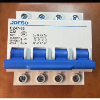 Aptomat DZ47-63 4 pha