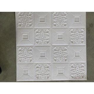 Xốp dán tường 3D hoa văn tim