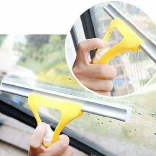 Cây lau kính kèm bình xịt