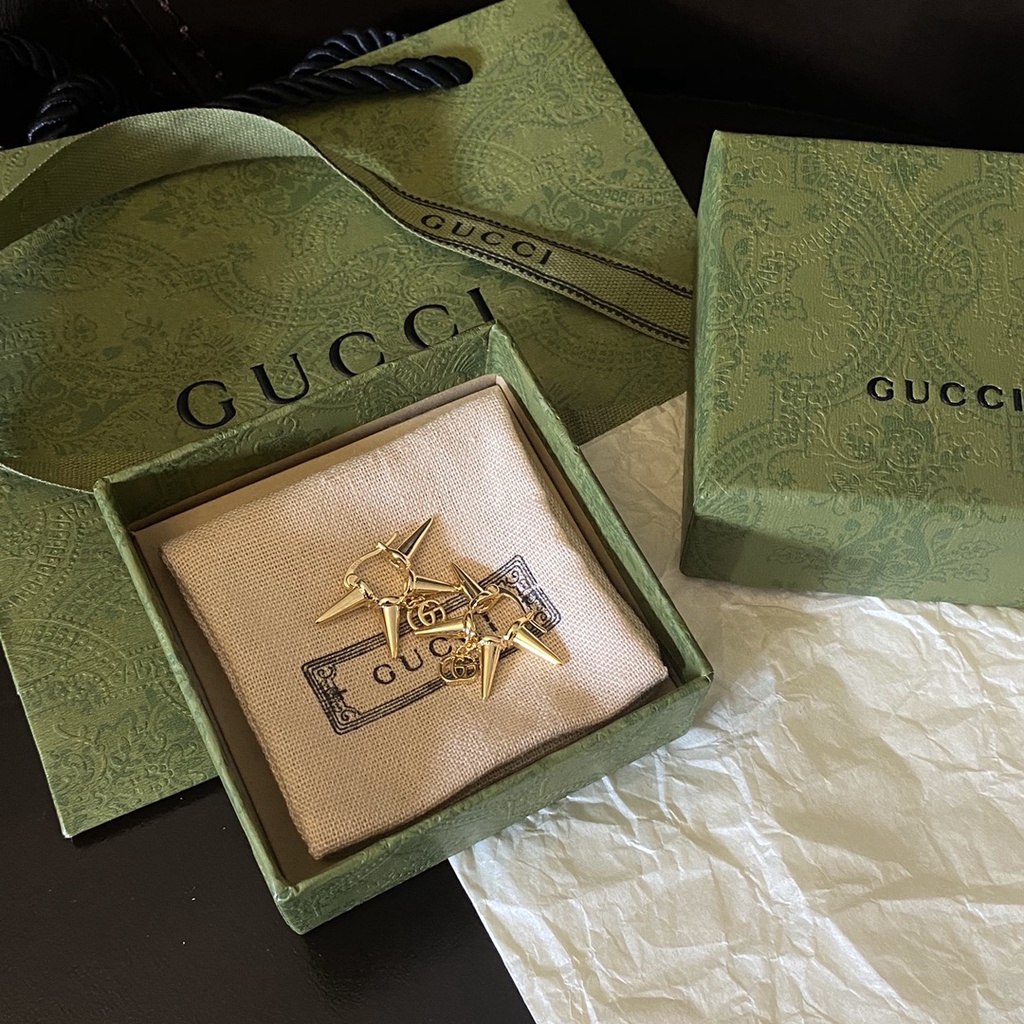 Bông Tai Gucci Bằng Thép Titan Hình Logo GG Đôi Thời Trang Cho Nữ