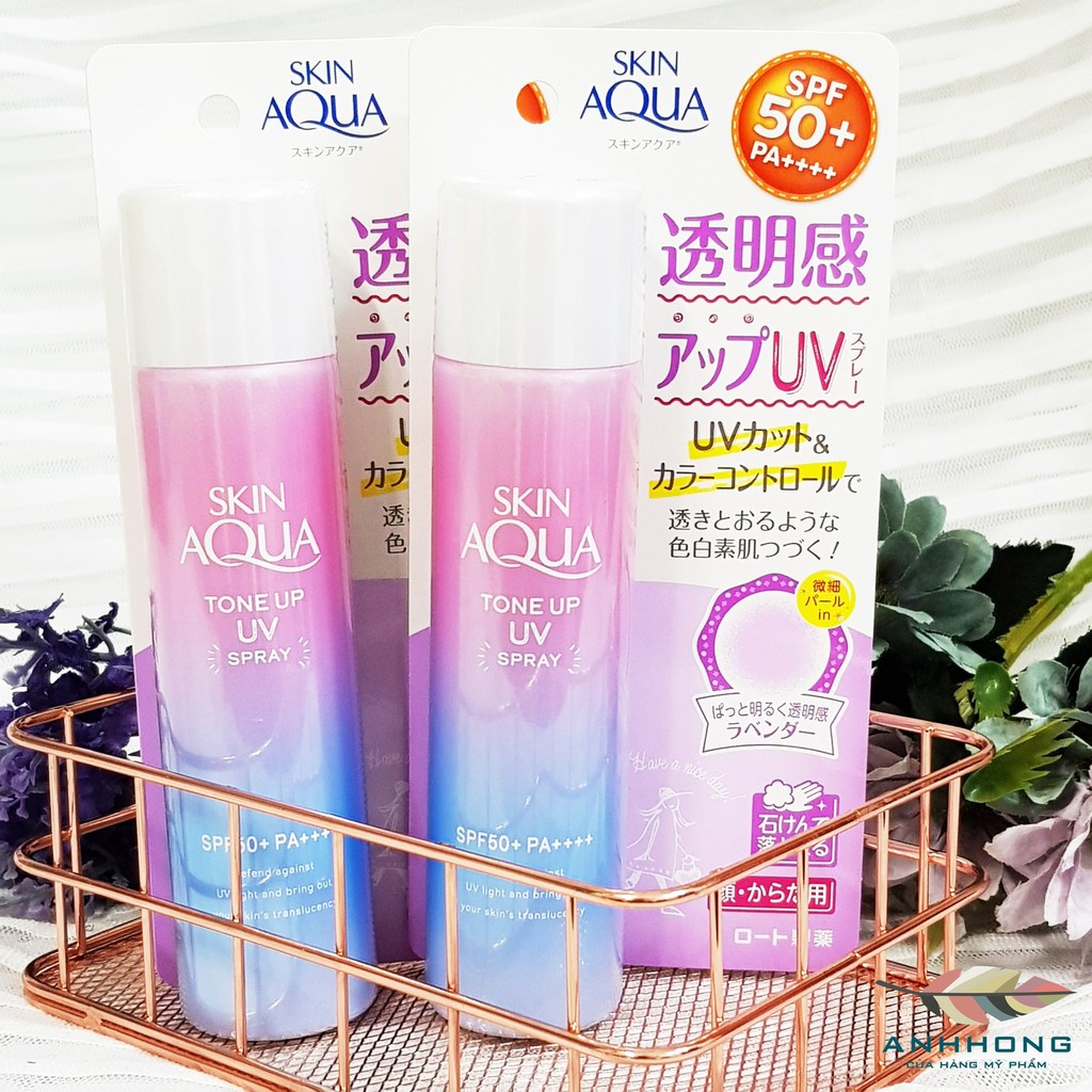 Xịt chống nắng Rohto Skin Aqua Tone Up UV Spray SPF50+