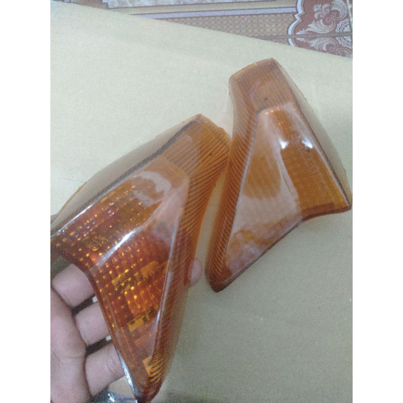 cặp xinhan sau màu cam gắn xe dream