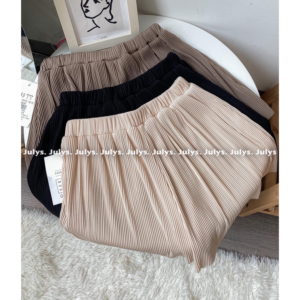 Quần đùi tăm dập li cạp chun