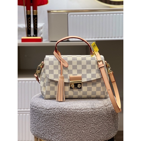 Túi LV Croisettle