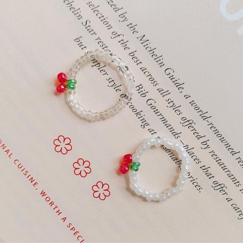 Nhẫn Hạt Cườm Cherry Đơn Giản
