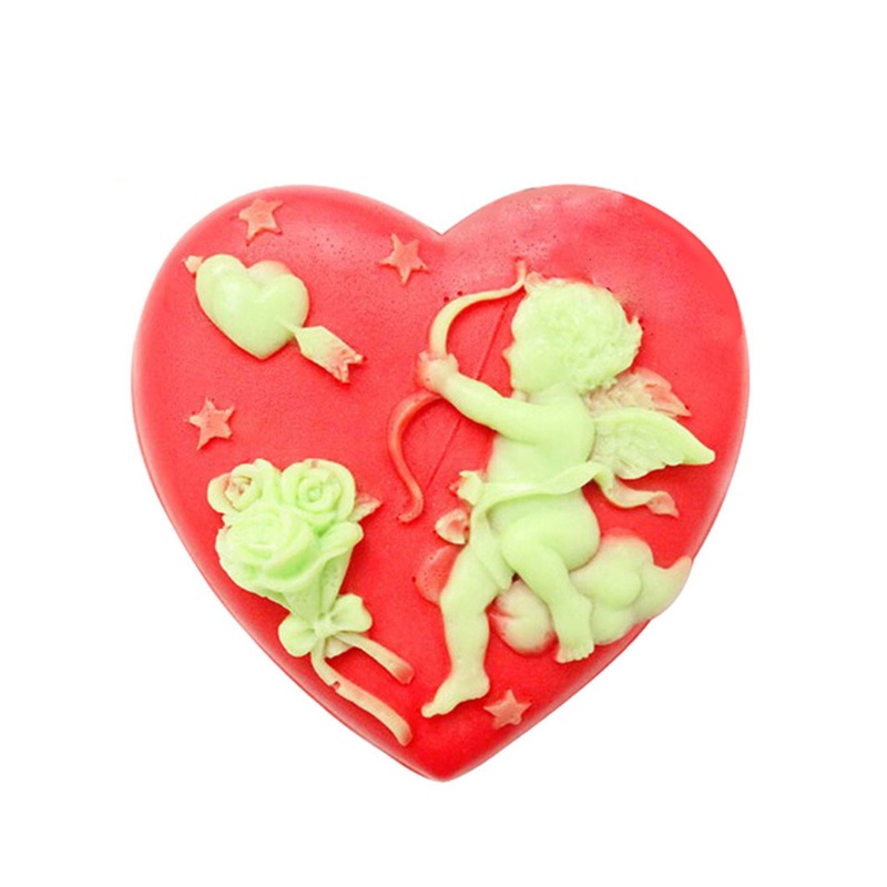 Khuôn Silicone Làm Bánh Tạo Hình Trái Tim 3D DIY
