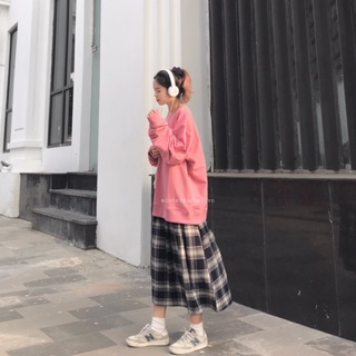 Chân váy kẻ xanh caro