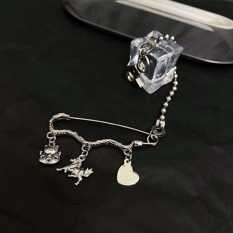 Ghim Cài Áo Dây Xích Tua Rua Đính Đá Phong Cách Baroque Châu Âu