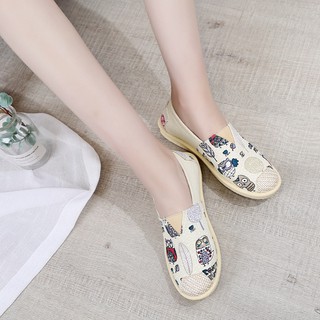 Giày lười slip on cho bạn gái cute