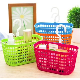 1 CÁI GIỎ NHỰA MÓC ĐỰNG ĐỒ