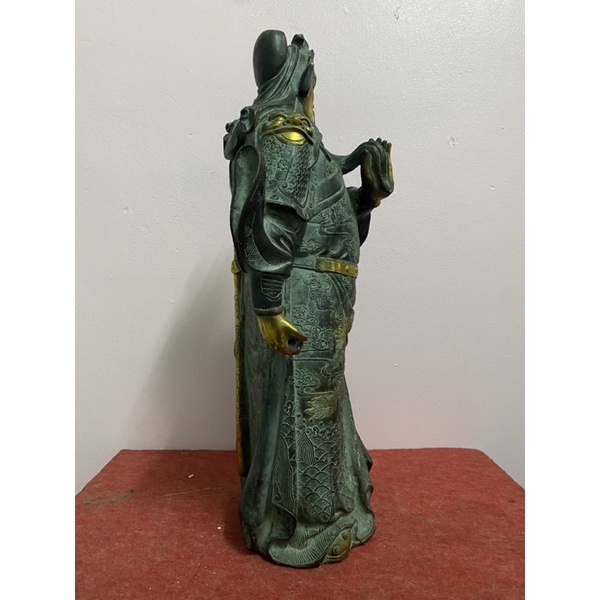 Tượng đồng ông quan công