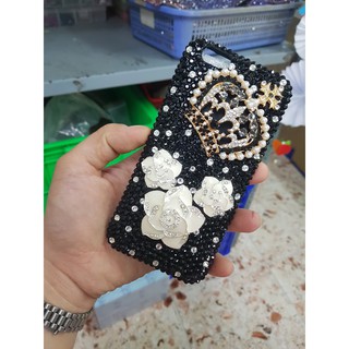 Ốp Lưng Handmade Đính Đá thủ công Bông trắng nền đen