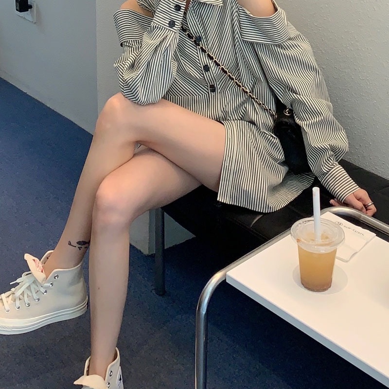 Áo Sơ Mi Nữ Tay Dài Hở Vai Họa Tiết Kẻ Sọc Thời Trang Hàn Quốc