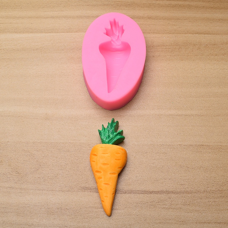 Khuôn Làm Bánh/Sô Cô La Hình Củ Cà Rốt Dễ Thương