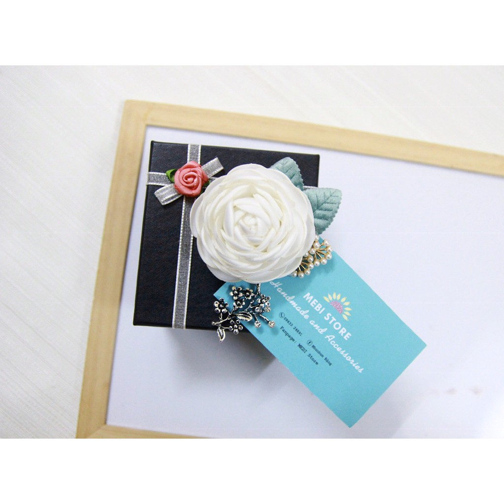 (ảnh thật 100%) Hoa cài áo handmade mẫu hoa trà mix cành bac siêu xinh Nobox
