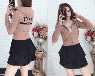 Áo khoác lửng thêu 