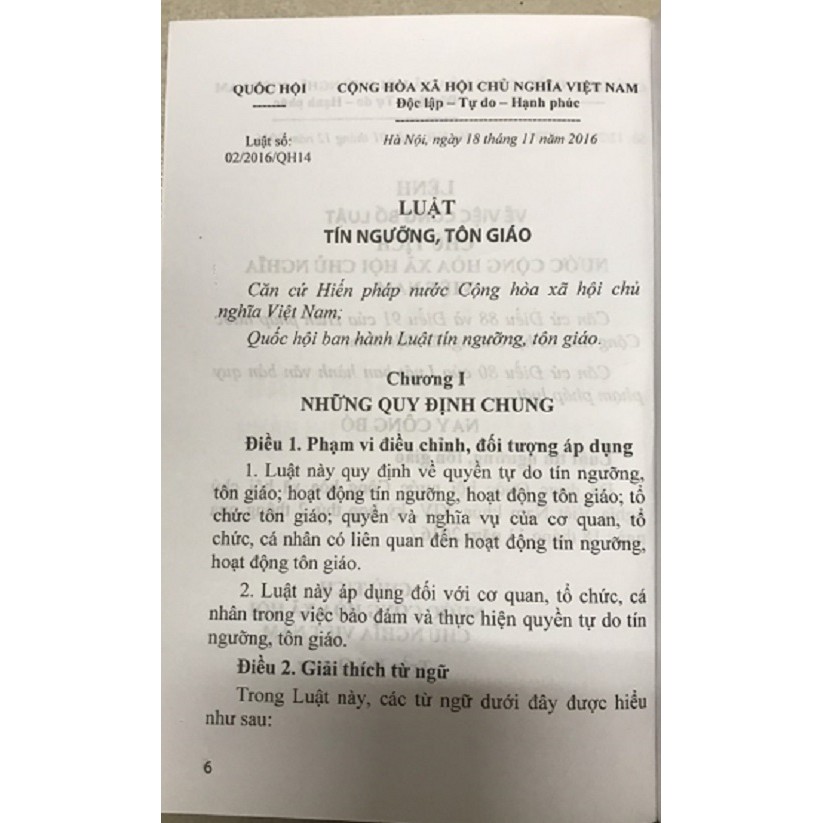 Sách Luật tín ngưỡng tôn giáo và các văn bản hướng dẫn