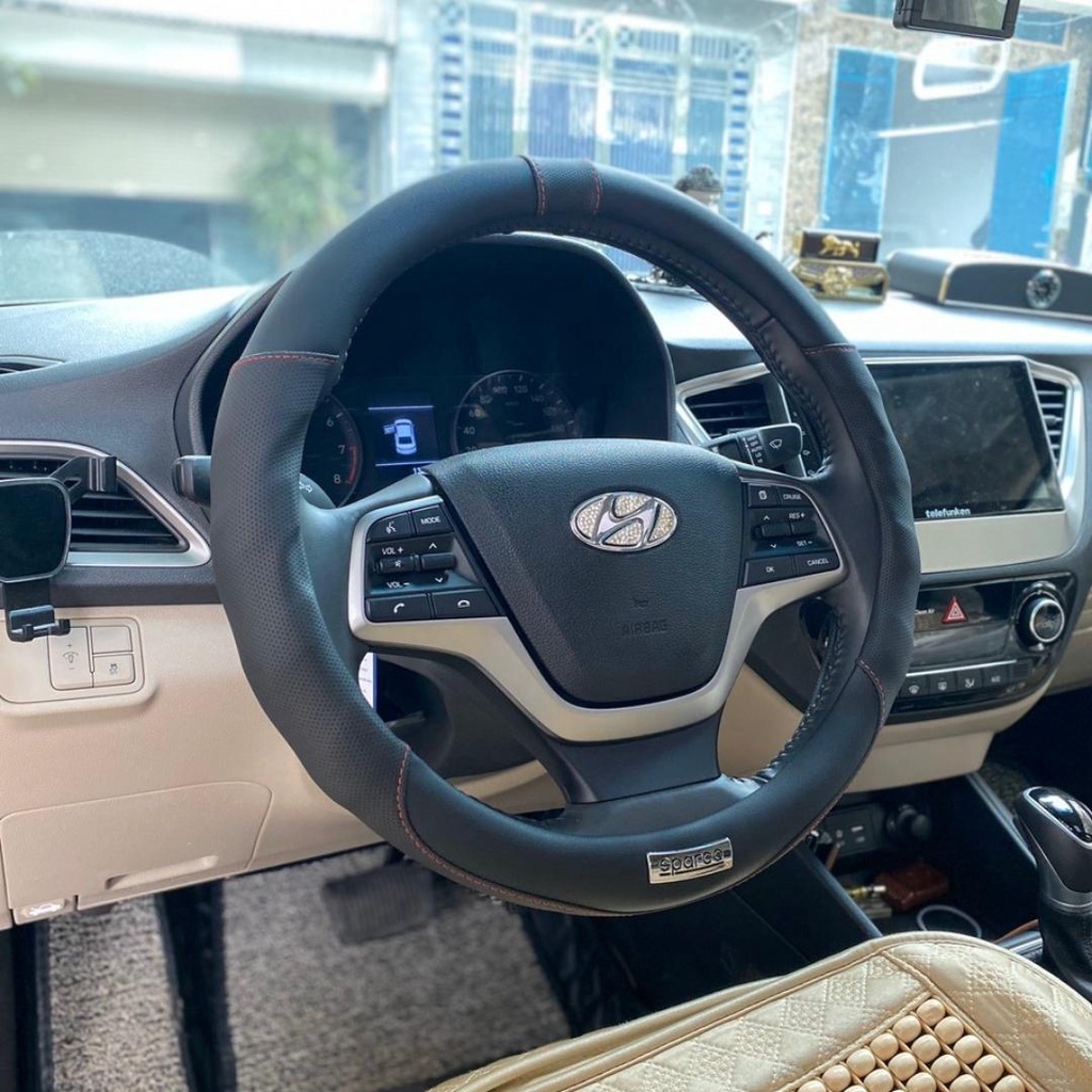 Bọc vô lăng Hyundai I10, I20, I30, Accent, Santafe, Tucson, Kona, Getz, Avante, Elantra, Sonata