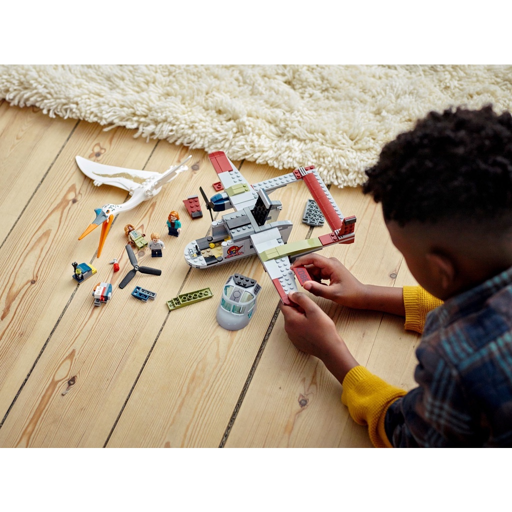 LEGO Jurassic World 76947 Phục kích Thằn lằn bay Quetzalcoatlus