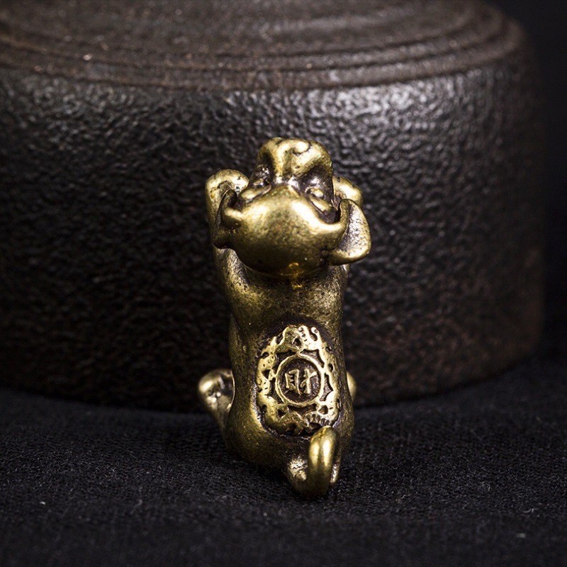 Tượng Trưng Bày Phong Thủy Bằng Đồng Hình Con Chó Khắc Chữ Tài, Làm Móc khoá