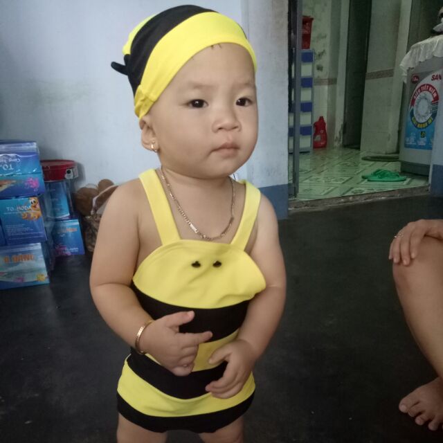 Thời trang trẻ em và  mẹ