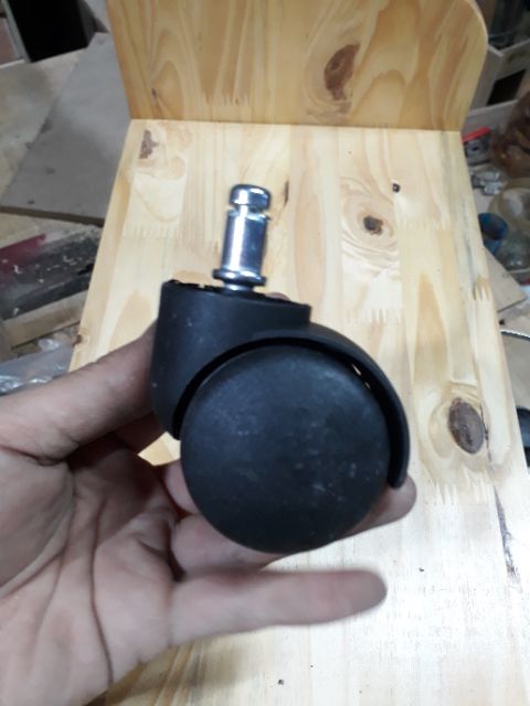 Bánh xe ghế xoay bán lẻ