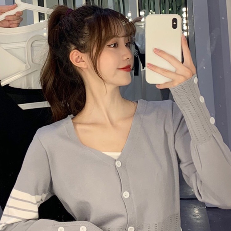 Áo khoác cardigan mỏng ôm dáng cổ chữ V dài tay phối kẻ sọc phong cách mùa thu Hàn Quốc 2020 cho nữ | BigBuy360 - bigbuy360.vn