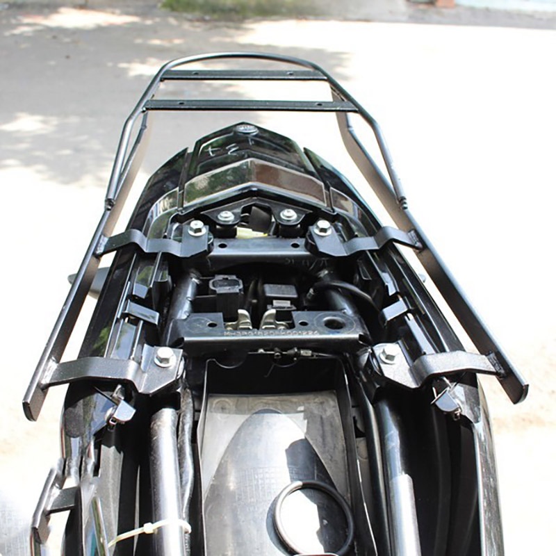 Baga sau Givi FZ150 FI 2014 chính hãng sơn tĩnh điện chịu lực cao gắn được thùng sau Givi