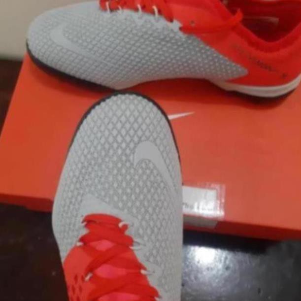 Giày đá bóng TQ  Hypervenom PhantomX III PRO TF đỏ xám ;