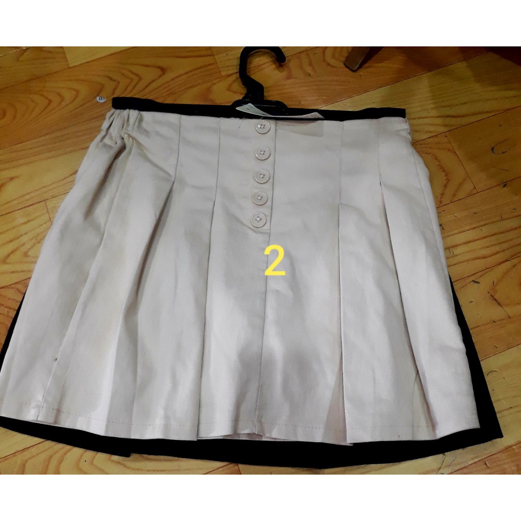 Chân váy cao cấp nhiều kiểu, có quần trong | BigBuy360 - bigbuy360.vn