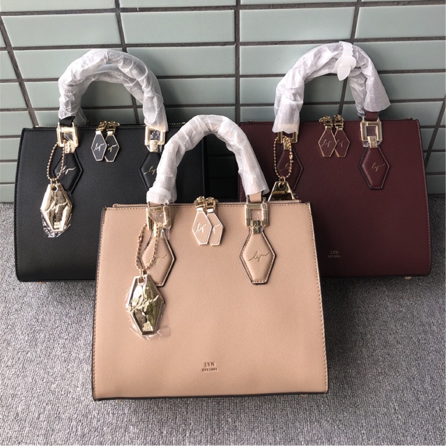 Túi lyn tay cầm aut tuồn