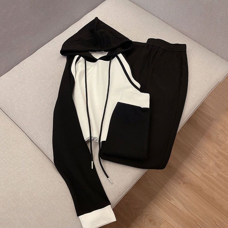 Early autumn suit girl student foreign style small hooded hoodie high waist wide leg pants leisure temperament two sets of tide
