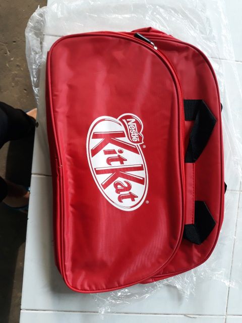 Túi xách KitKat km Nestle