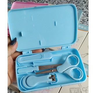 Bộ bấm móng tay 4 món cho bé