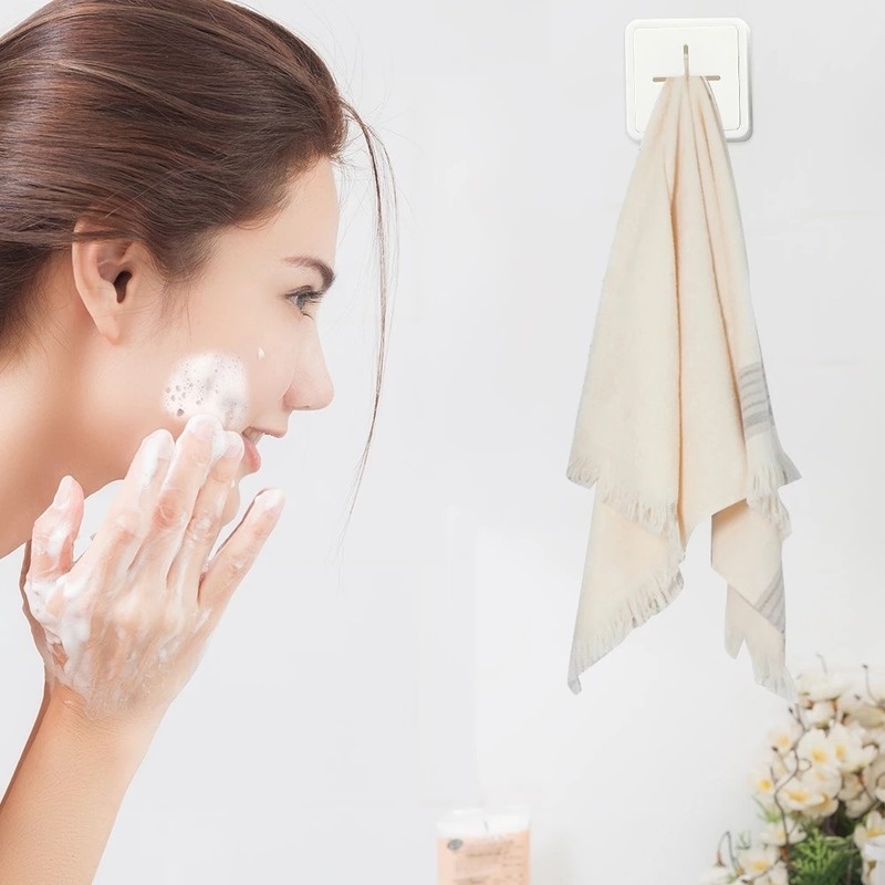 Móc Treo Khăn Tắm Bằng Nhựa Gắn Tường Tự Dính Không Cần Khoan Đa Năng