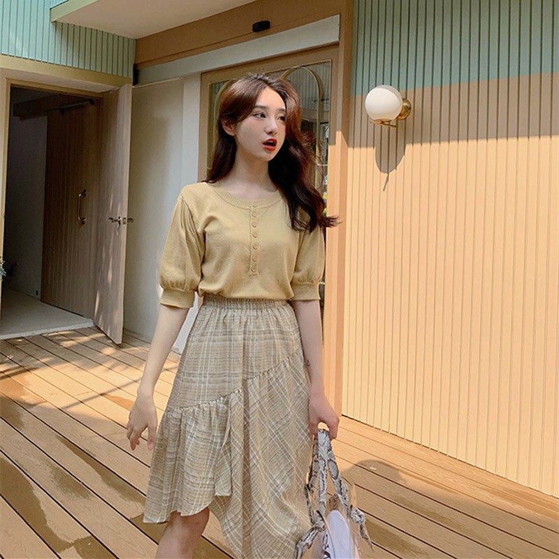 Áo nữ cổ tròn ngắn tay màu trơn thời trang