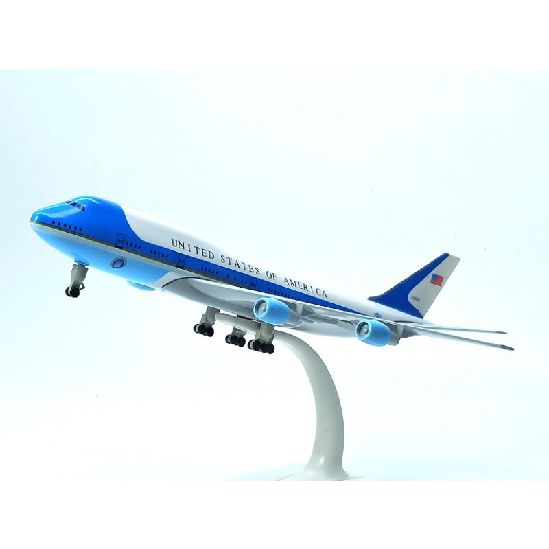 Mô hình máy bay Boeing 747 dài 20cm