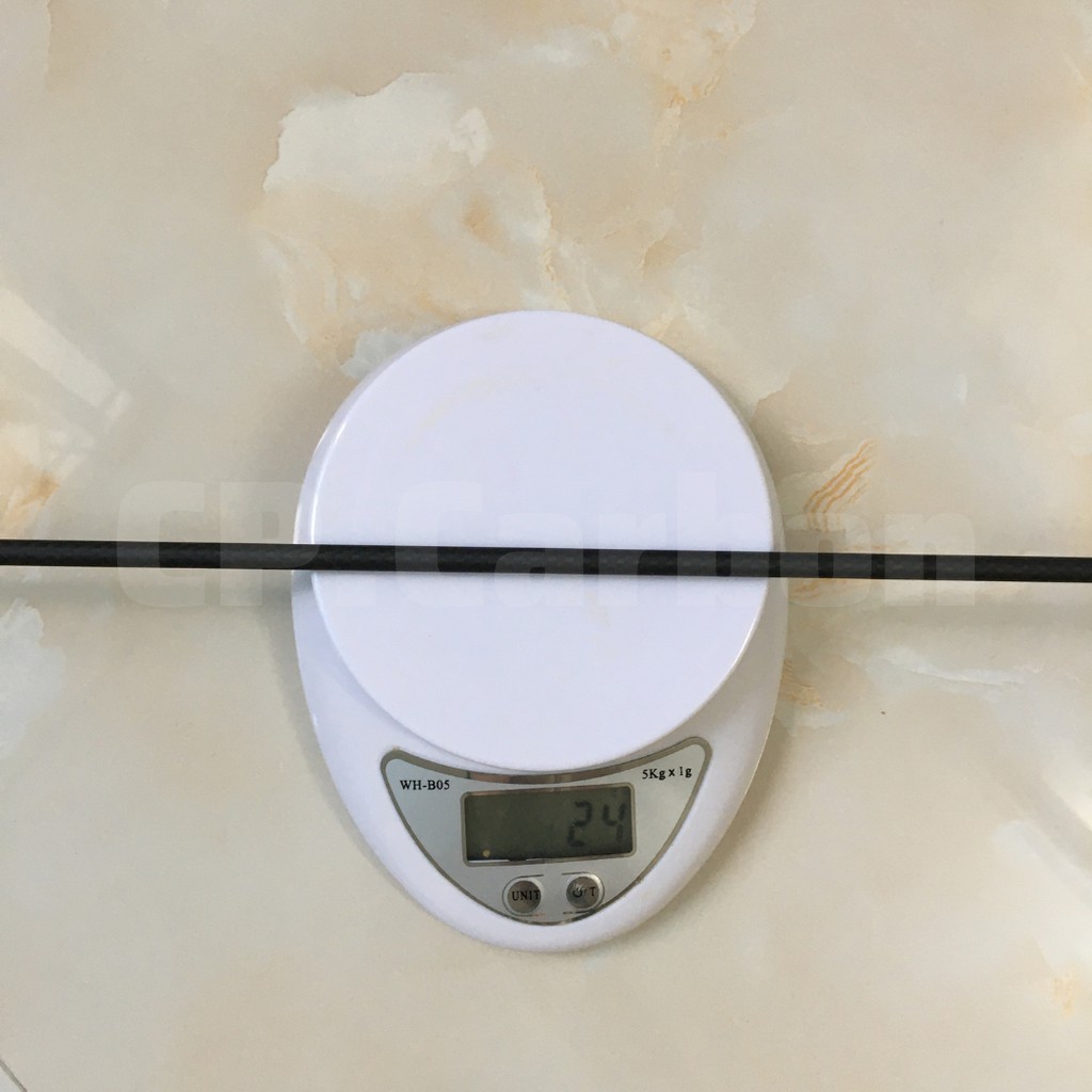 Ống Carbon 3K rỗng dài 1 mét đường kính ngoài 6mm, đường kính trong 4mm dùng gia cố máy bay, làm diều...