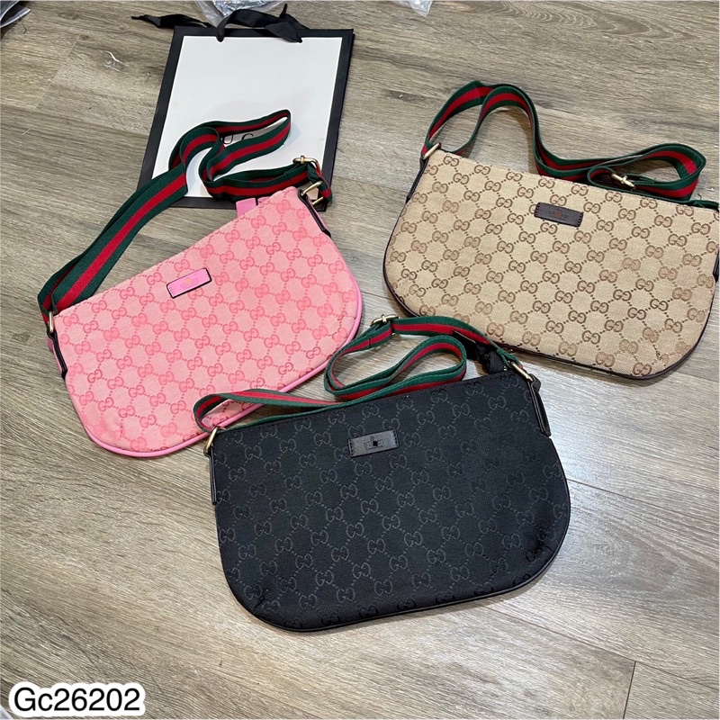 Túi Đeo Chéo GC Unisex Thêu Logo Siêu Đẹp - Túi Đeo Chéo GC Nam Nữ SPF